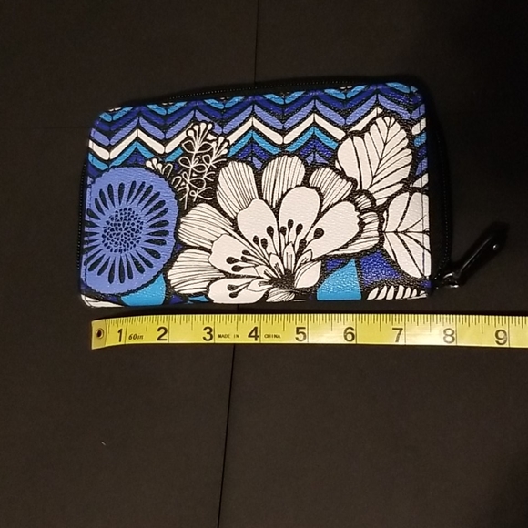 Wallet - Picture 3 of 4